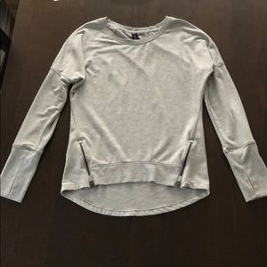 Comfy long-sleeved yoga top